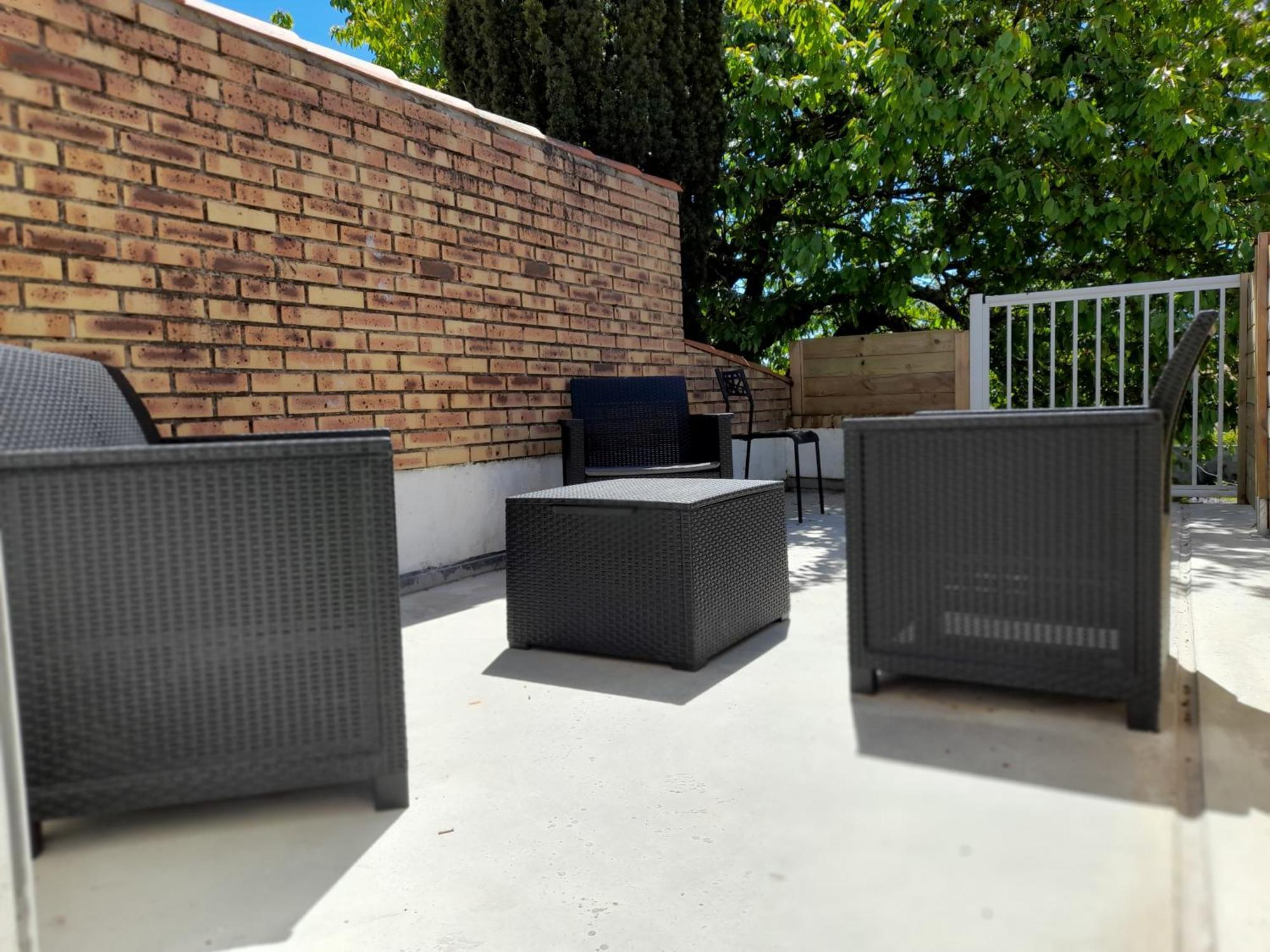 Appartement T2, Avec Terrasse. La Roche-sur-Yon Exterior photo